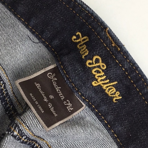 Ann Taylor Modern Fit Mid-Rise Cropped Jeans - Picture 6 of 6